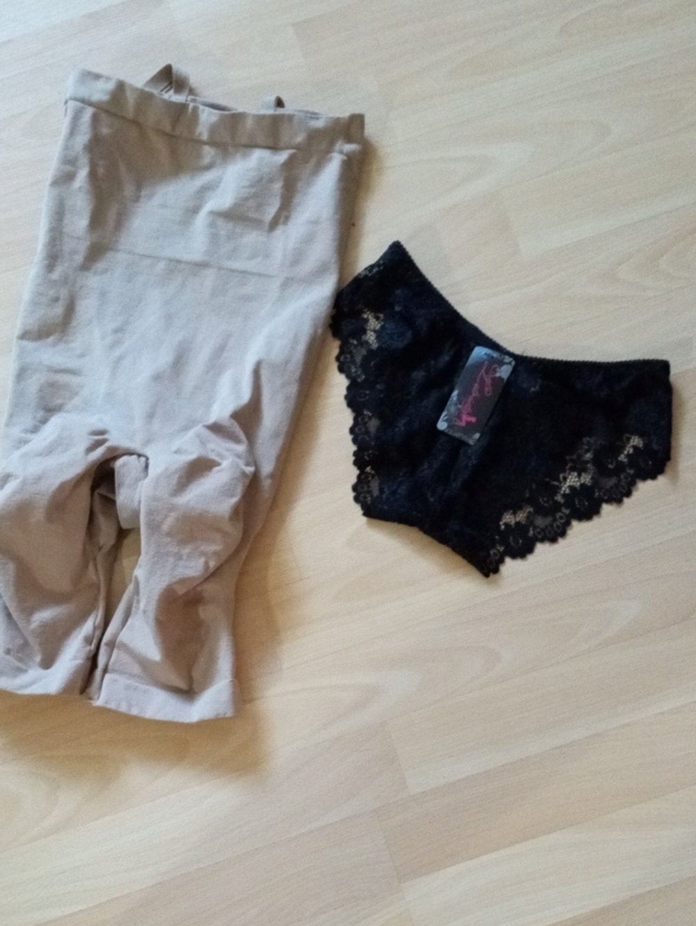 $1>>Body Wrappers Beige Shaping Leggings with Black Lace Brief